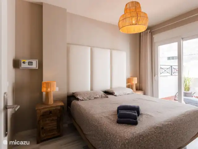 appartement huren in Spanje, Costa Blanca, Calpe – Appartement Calpe Slaapkamer met extra breed 2 persoons bed