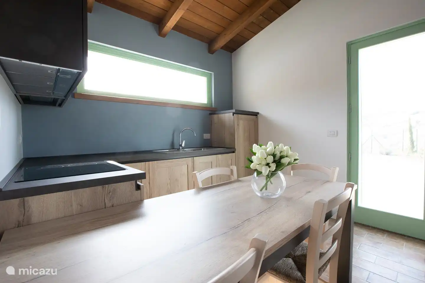 Living room / kitchen