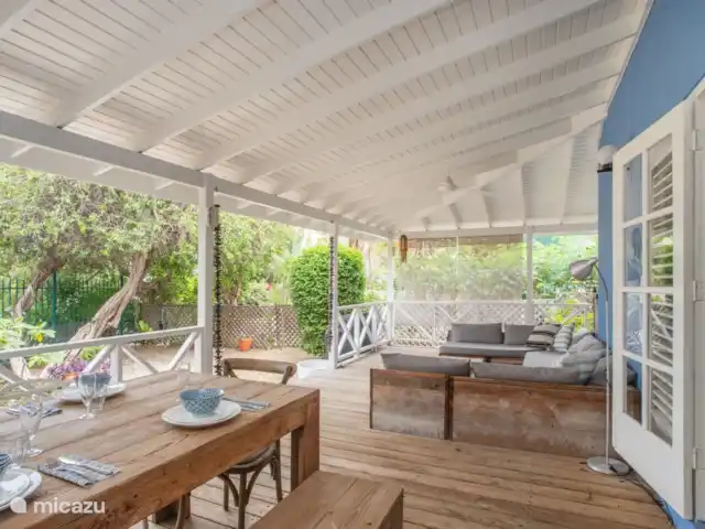 Piscadera Bay Resort 2 | Curaçao, Curaçao-Centre, Piscadera - bungalow Véranda spacieuse et confortable