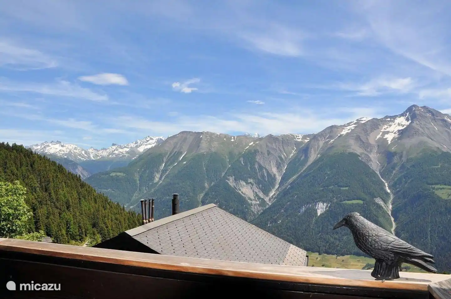 Aussicht Polaris auf die Walliser Berge
