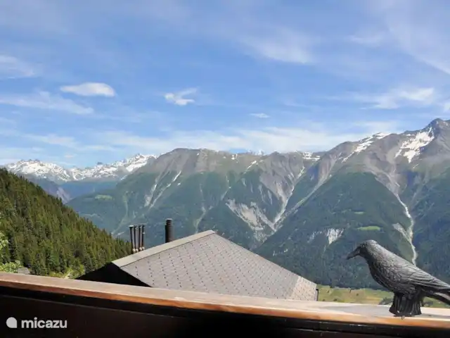 Polaris | Suisse, Valais, Bettmeralp - chalet Polaris vue sur les montagnes valaisannes