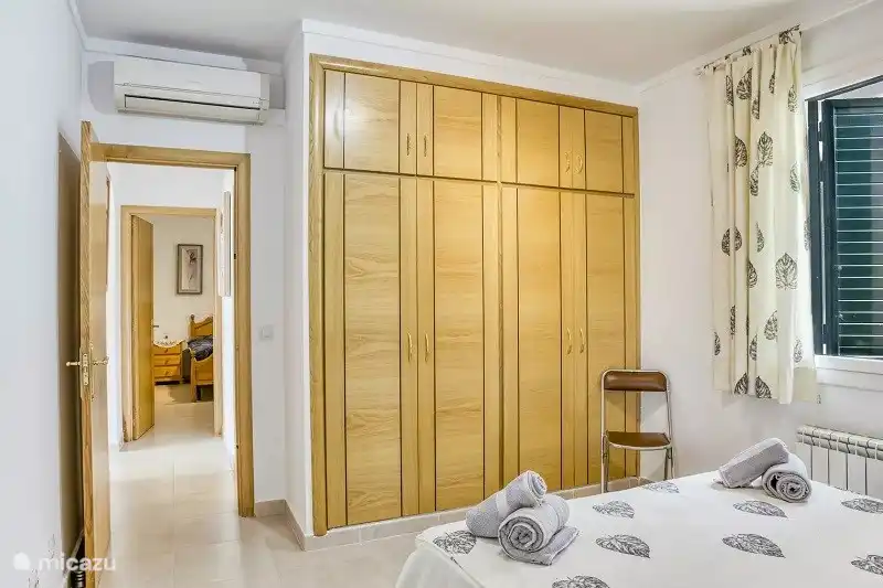 dormitorio 2 con 2 camas individuales