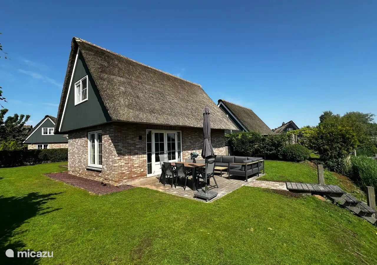 Beachvilla It Langezand am Wasser