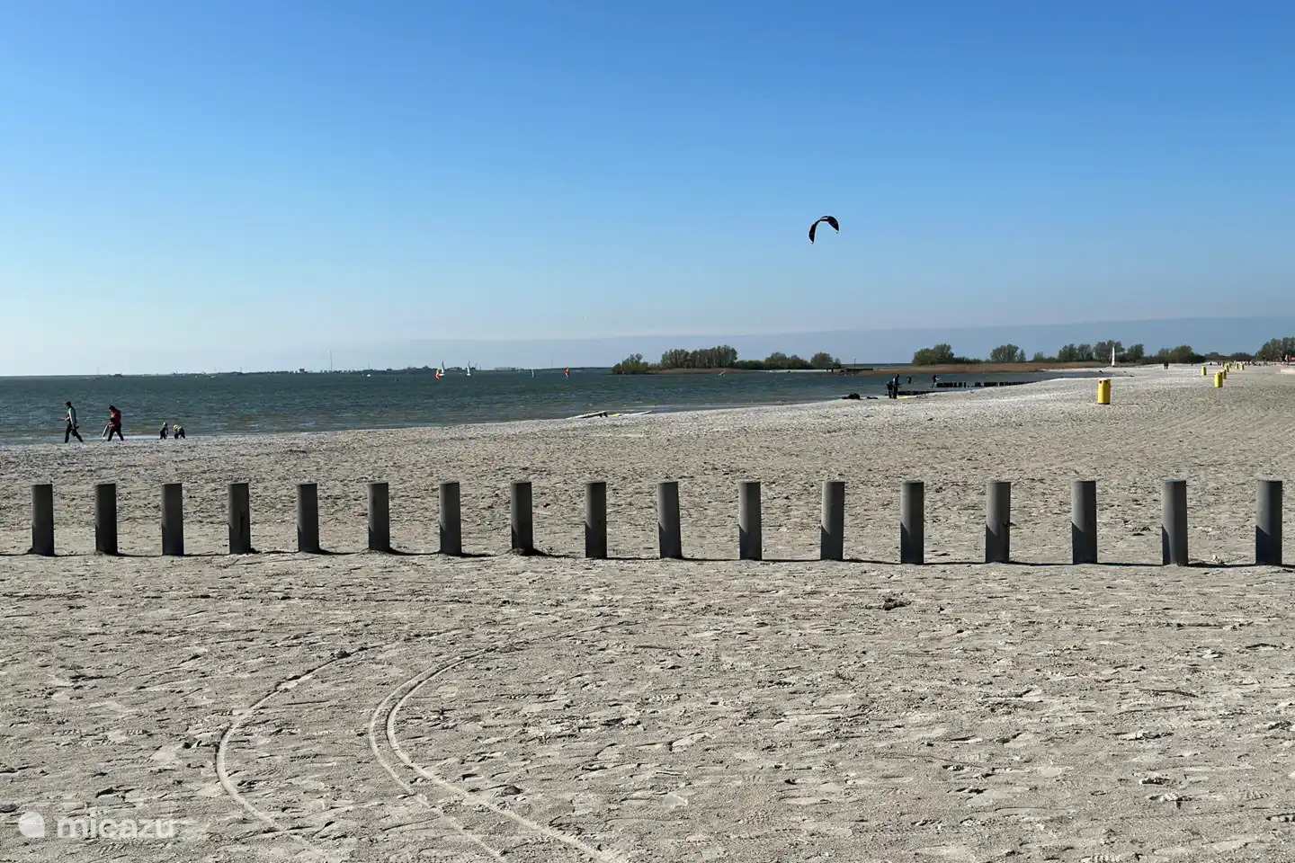 Makkum-Strand. Es gibt auch einen separaten Privatstrand.