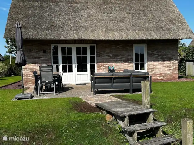 Beachvilla It Langezand huren in Nederland, Friesland, Makkum - villa Achterkant Beachvilla It Langezand