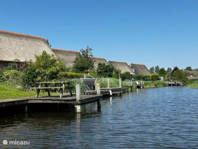 Beachvilla It Langezand huren in Nederland, Friesland, Makkum - villa Aan het vaarwater