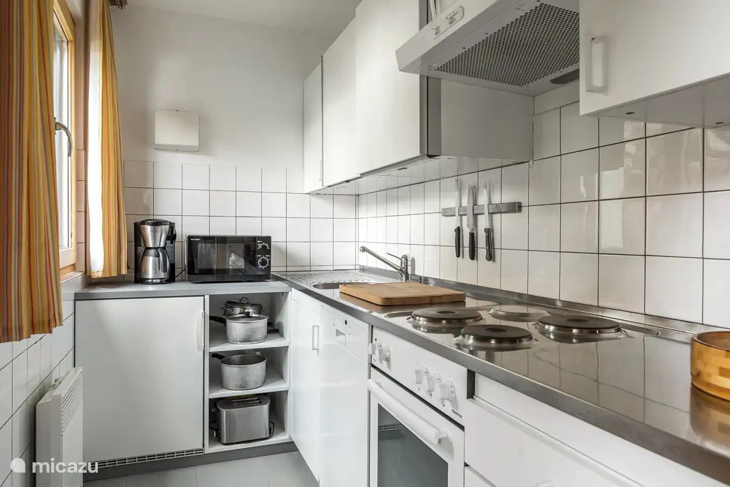 De keuken is zeer goed uitgerust, zodat zelfs self-cateraars het plezier van koken niet hoeven te missen.