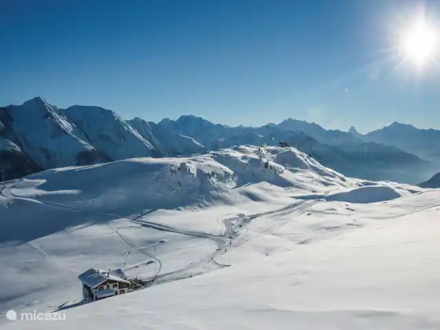 Location de Vacances Suisse, Valais, Bettmeralp, appartement - Arthur 6 Vous pouvez profiter de vos vacances d'hiver à l'Aletsch Arena