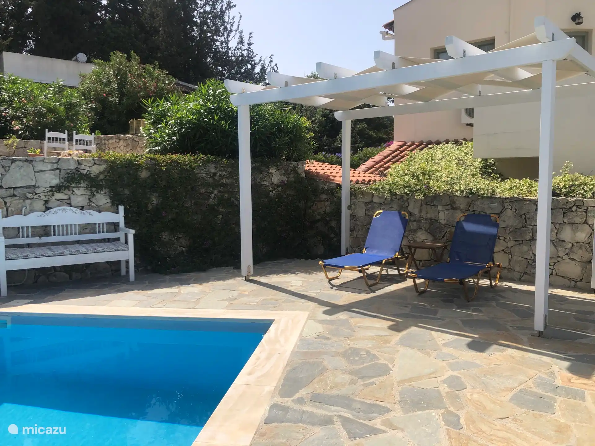 Shaded spot under the pergola