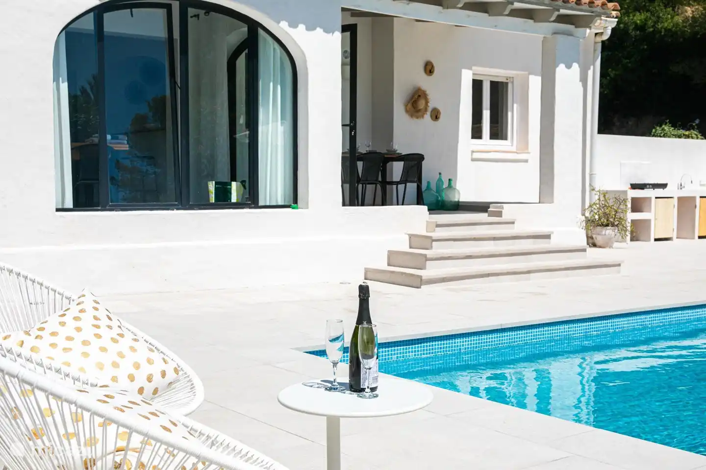 Genießen Sie Ihr eigenes Schwimmbad