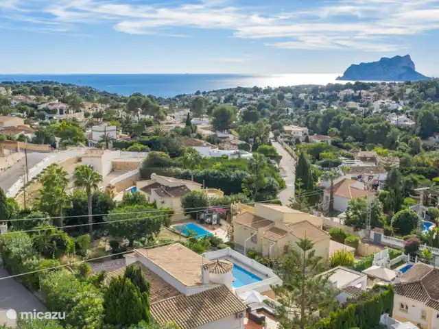 Casa Oliva | Espagne, Costa Blanca, Benissa - villa La casa vue d'en haut avec le Peñón de Ifach au loin