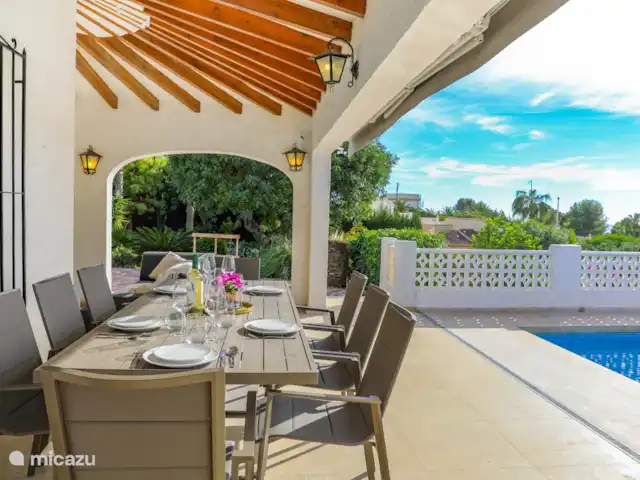 Casa Oliva | Espagne, Costa Blanca, Benissa - villa Table à manger spacieuse pour que vous puissiez manger dehors avec tout le groupe