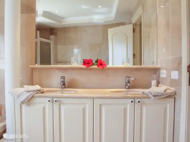 Villa Colina | Espagne, Costa Blanca, Moraira - villa La salle de bain a un double lavabo