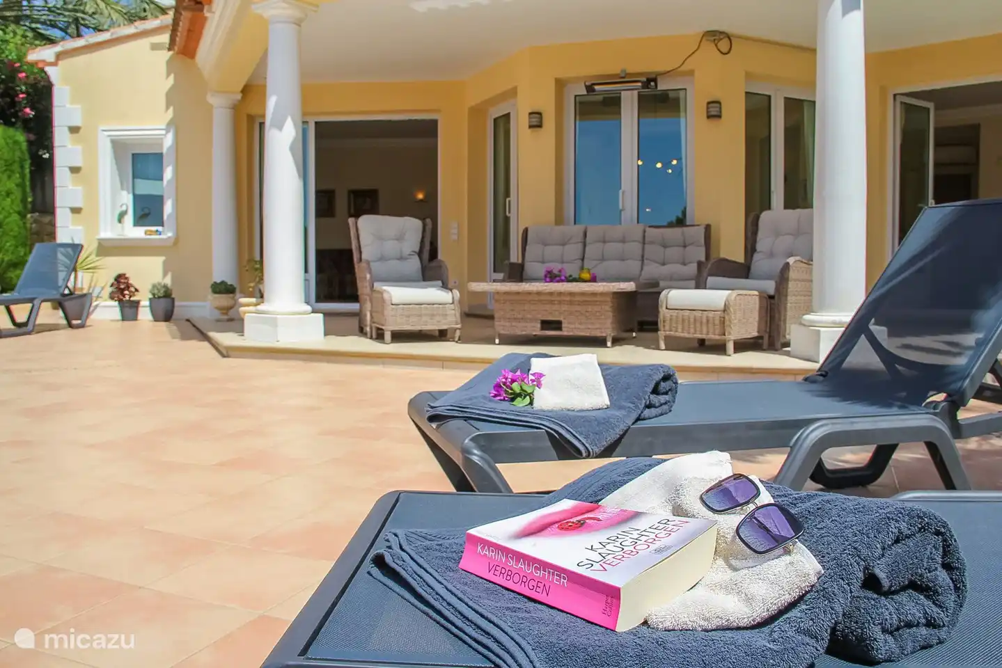 Détendez-vous sur les transats