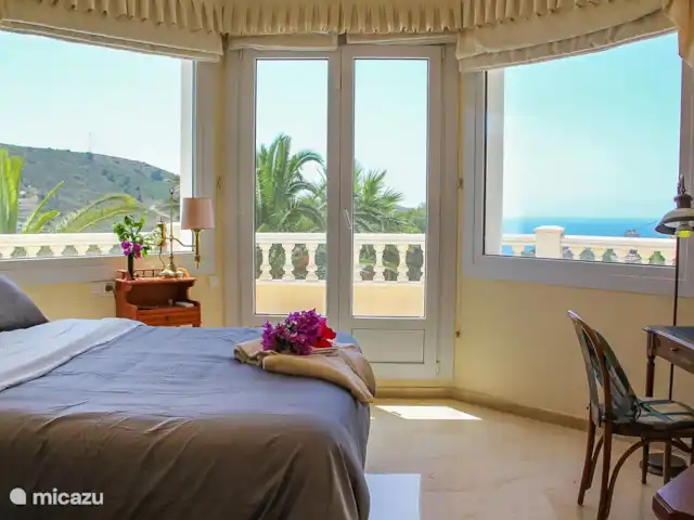 Villa Colina | Espagne, Costa Blanca, Moraira - villa Cette chambre dispose d'un balcon et d'une belle vue sur la mer