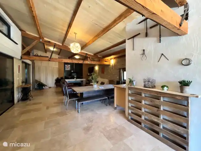 Bonatelier | France, Lot, Bélaye - maison de vacances La salle à manger