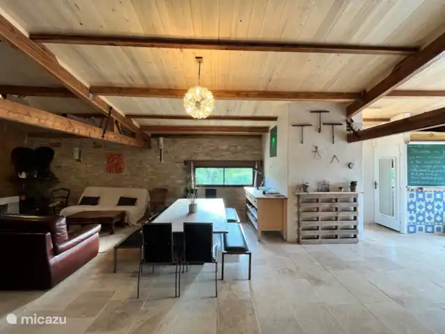 Bonatelier | France, Lot, Bélaye - maison de vacances La salle à manger