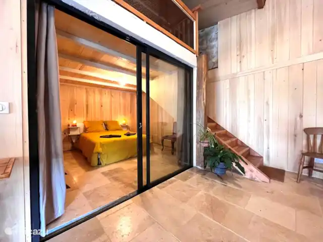 Bonatelier | France, Lot, Bélaye - maison de vacances Patio et chambre