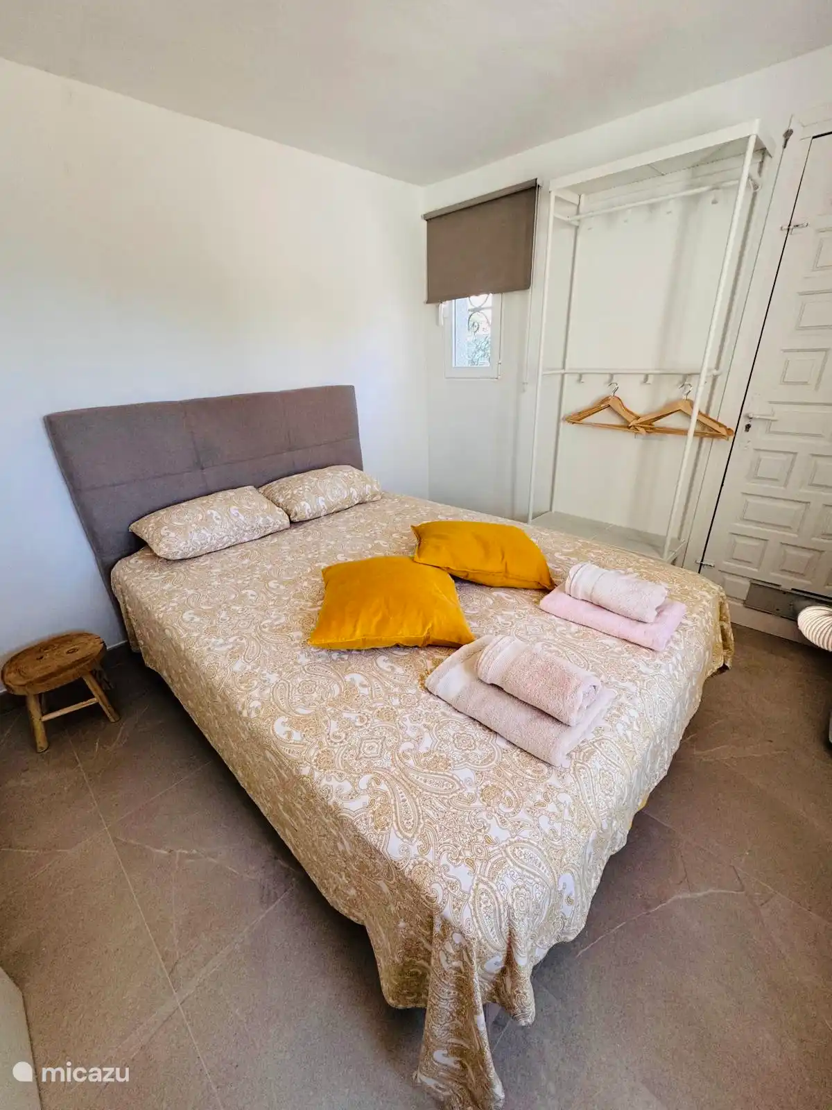 3e slaapkamer met nieuw bed 