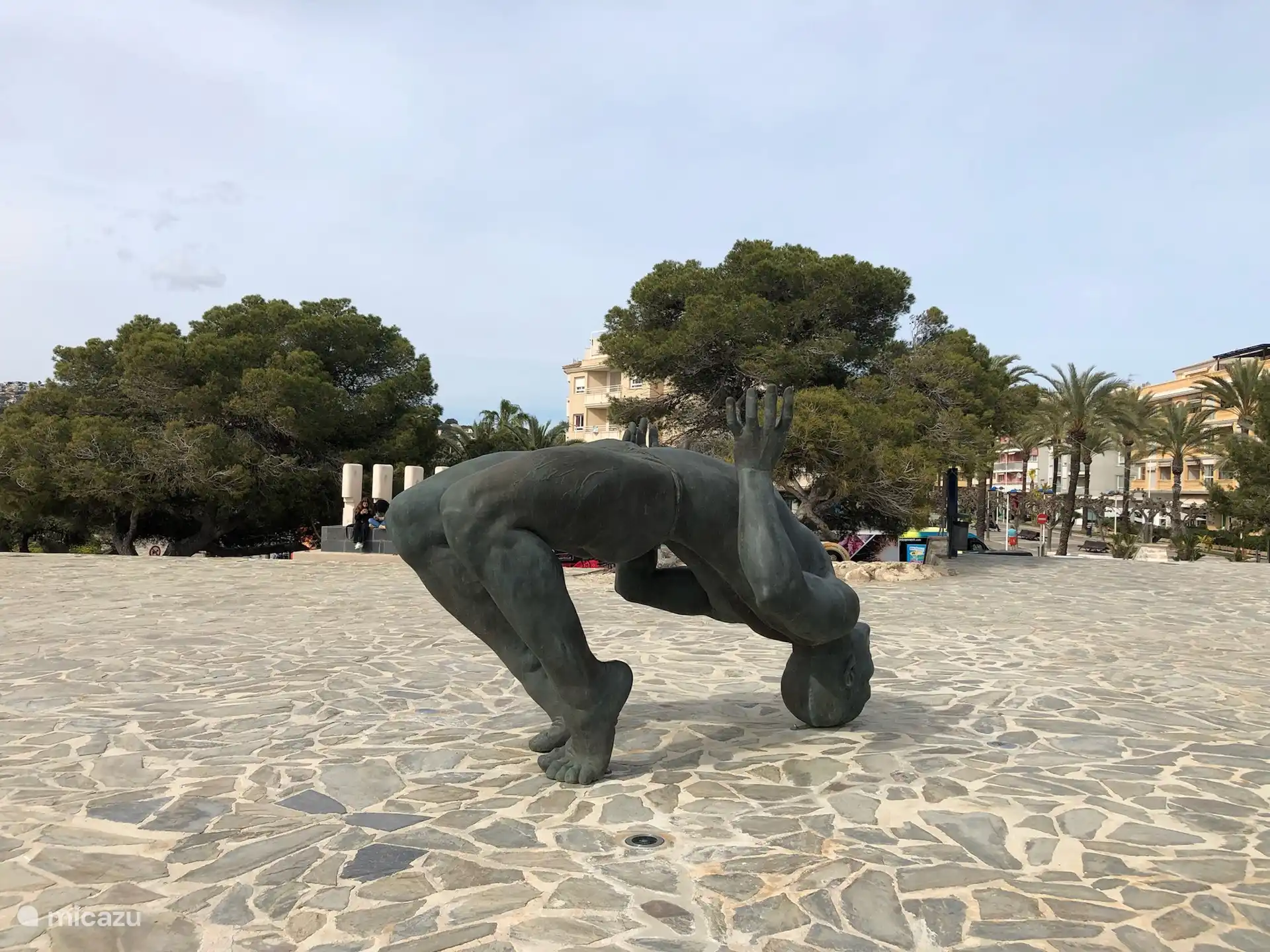 Une visite à Moraira en fait sans aucun doute partie, le vendredi matin vous avez le marché hebdomadaire