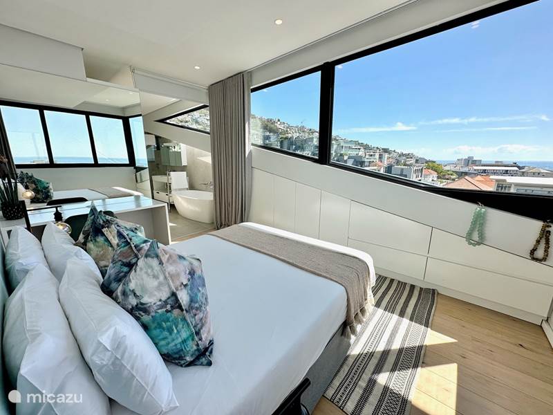 Holiday home in South Africa, Cape Town (Western Cape), Sea Point  Penthouse Skydeck Penthouse