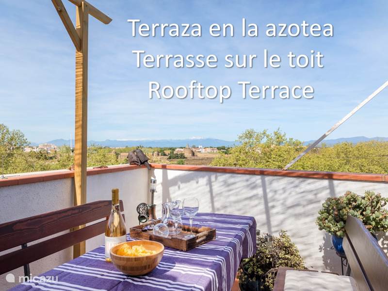 Ferienwohnung Spanien, Costa Brava, Roses Appartement Luxuriöse Maisonette, 200 m vom Strand und 300 m vom Zentrum entfernt