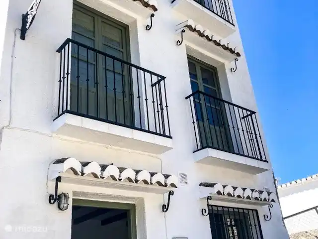 Casa Cubasta | Espagne, Andalousie, Sedella - maison de vacances Vue extérieure de la Casa Cubista.