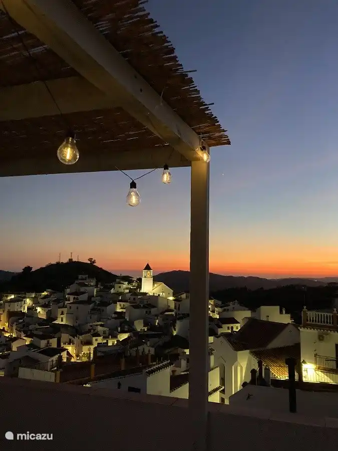 Stimmungsvolle Dachterrasse.
