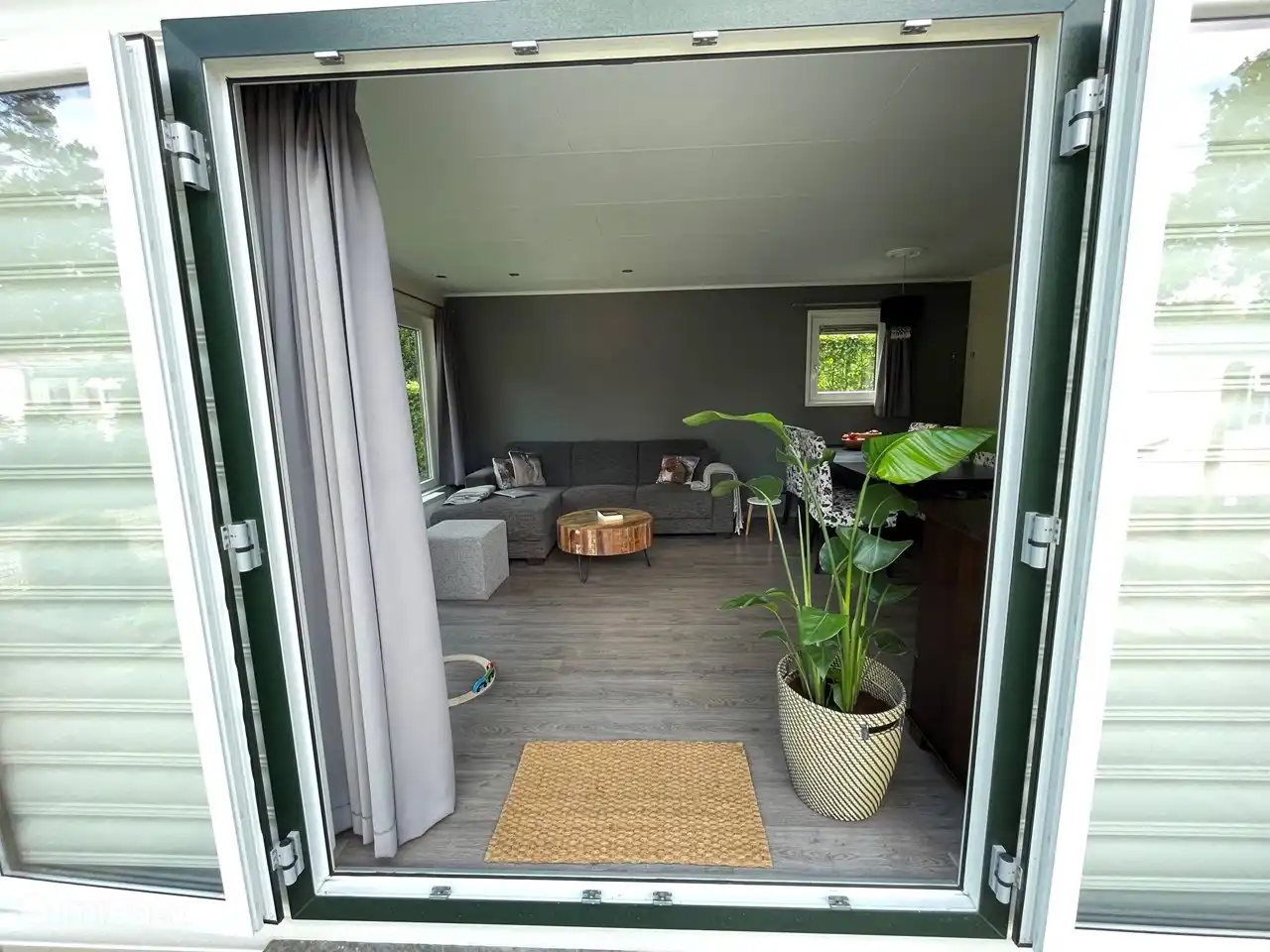 Fijne lichte woonkomer