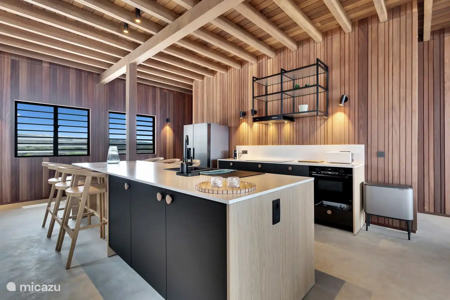 Geräumige offene Küche