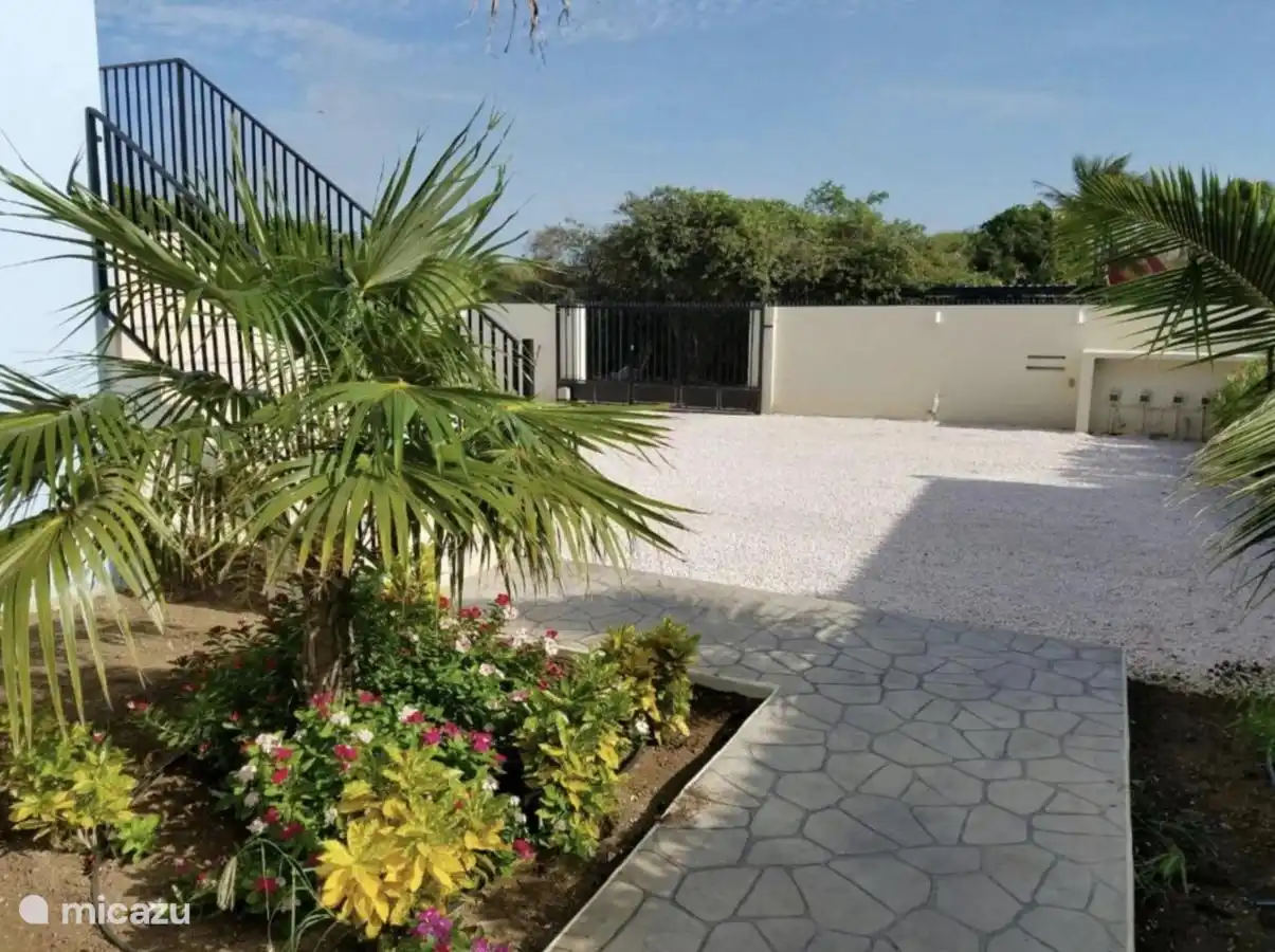 Access from the apartments to the parking area