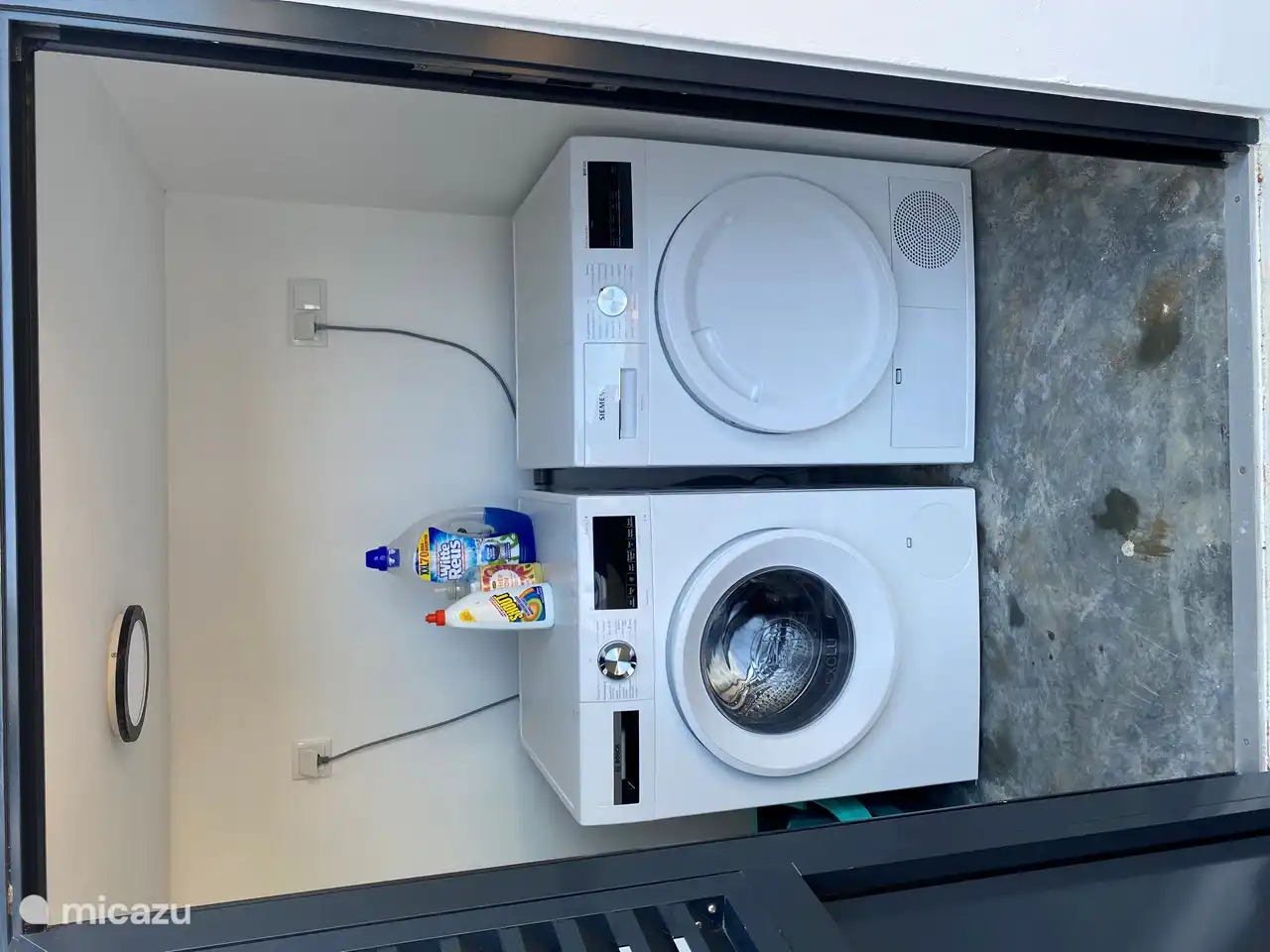 laundry room: washing machine and dryer