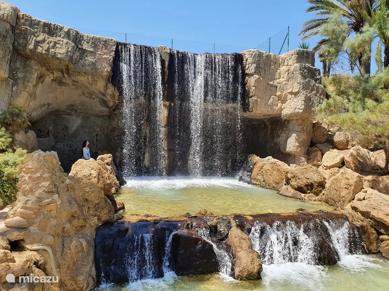 Leuke waterval in Parque El Palmeral nabij Alicante.