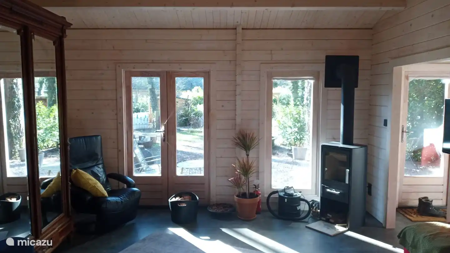 Die Heizung ist ein Holzofen oder eine Klimaanlage