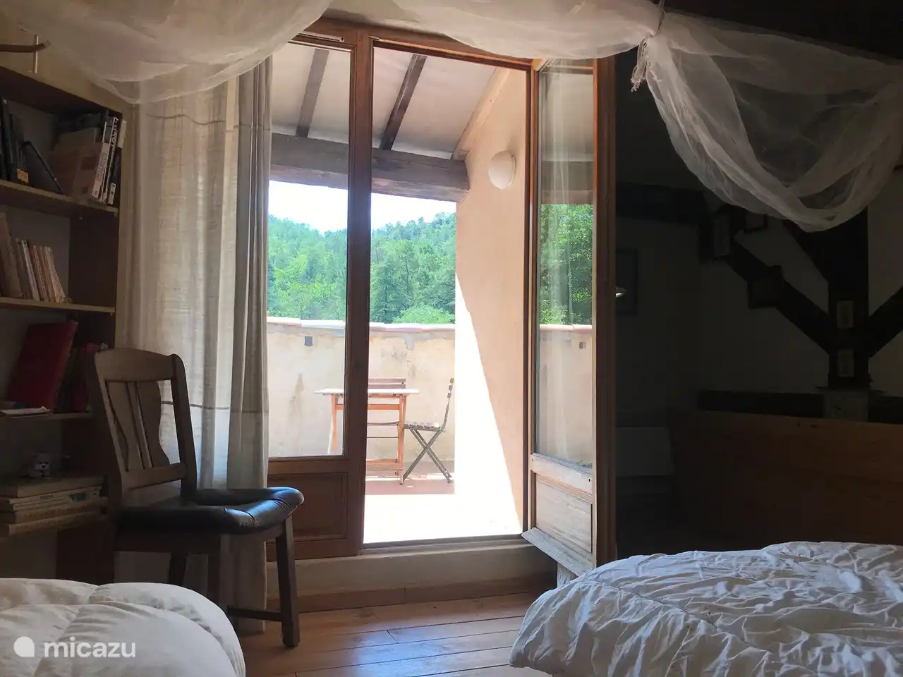 Schlafzimmer mit Dachterrasse