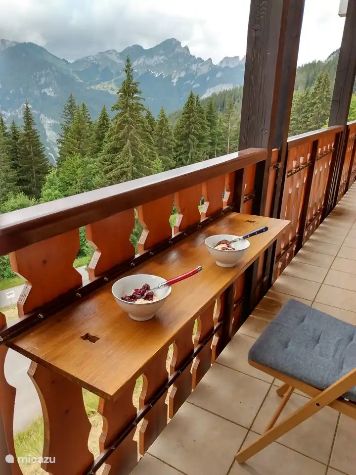 So nice to relax have some food on the balcony