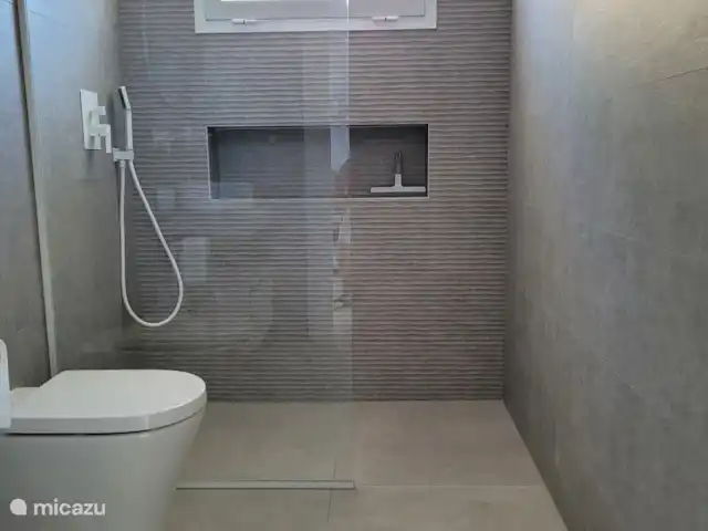 Location de Vacances Espagne, Costa Blanca, San Miguel de Salinas, appartement - Zone Plage Lagon Bleu 2e salle de bain