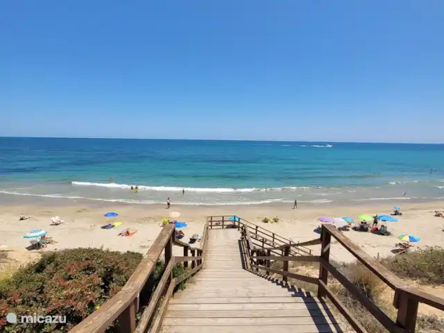 Location de Vacances Espagne, Costa Blanca, San Miguel de Salinas, appartement - Zone Plage Lagon Bleu L’une des nombreuses plages à proximité de notre penthouse.