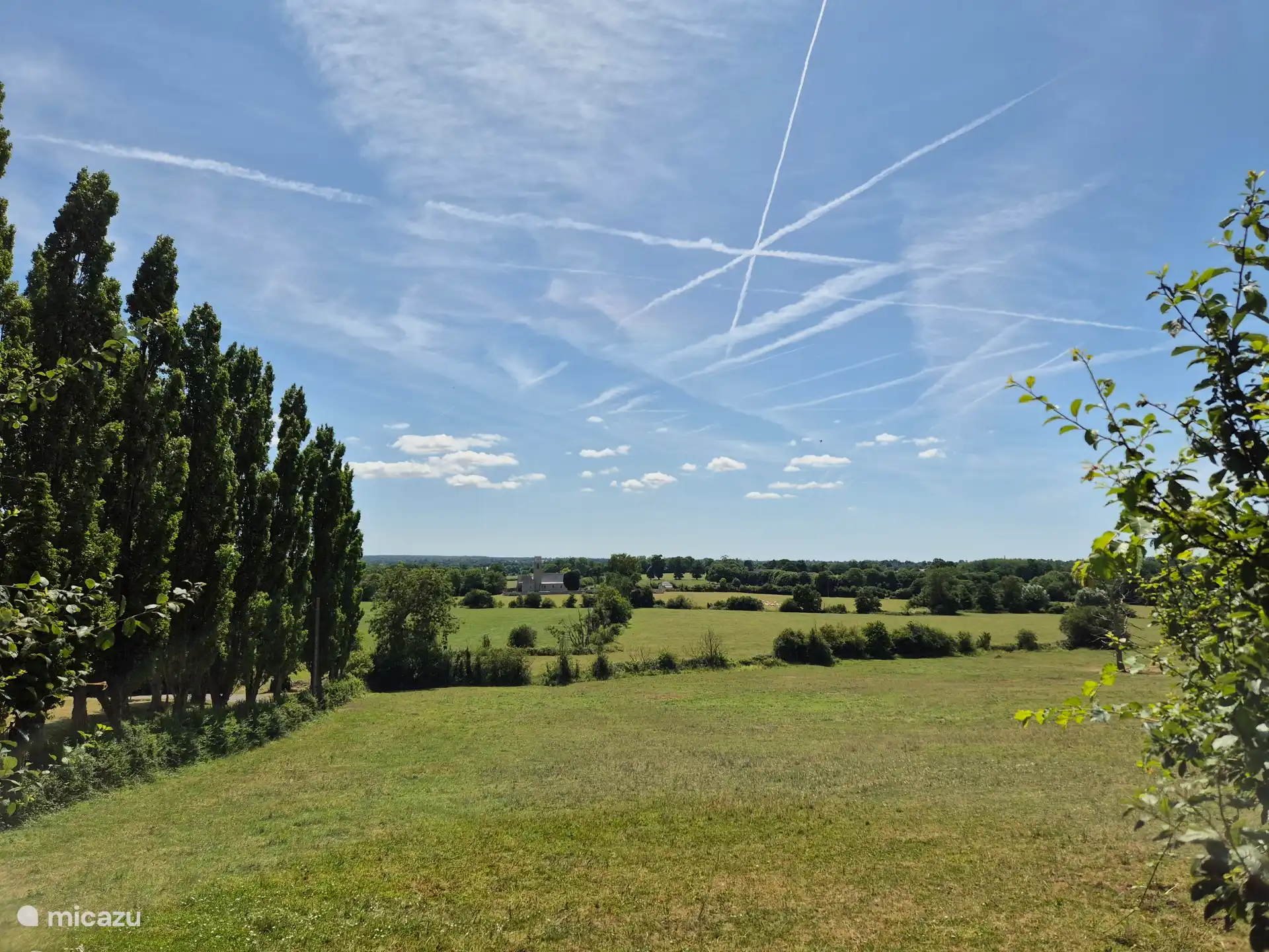Blick auf die ganze Unterkunft. 