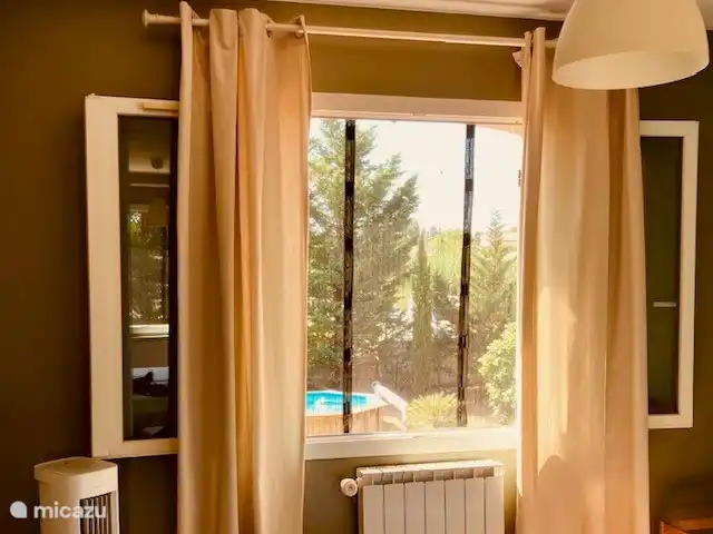 los olivers en Francia, Drôme, Mirabel-aux-Baronnies - villa Habitaciones equipadas con mosquitera magnética y enfriador de aire