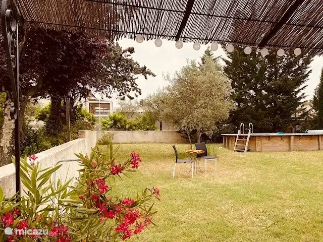los olivers en Francia, Drôme, Mirabel-aux-Baronnies - villa Agradable estancia bajo el escenario y en el jardín