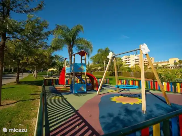 ático en España, Andalucía, Alhaurín de la Torre - penthouse Zona de juegos para nuestros más pequeños.