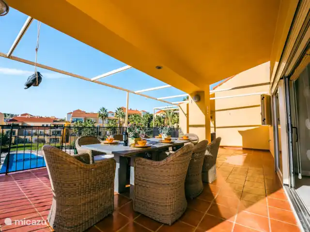 ático en España, Andalucía, Alhaurín de la Torre - penthouse Zona de comedor en la terraza