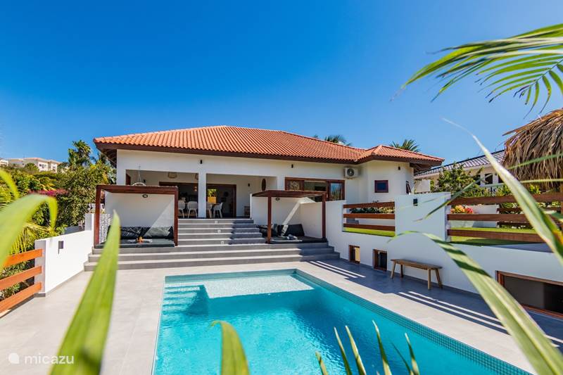 Vakantiehuis Curaçao, Banda Ariba (oost), Jan Thiel Villa Villa Blou