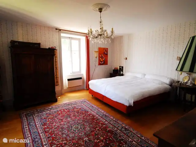 Les Chambres de la Closerie | France, Loire, Saint-Didier-sur-Rochefort - villa Chambre des maîtres / Grande chambre