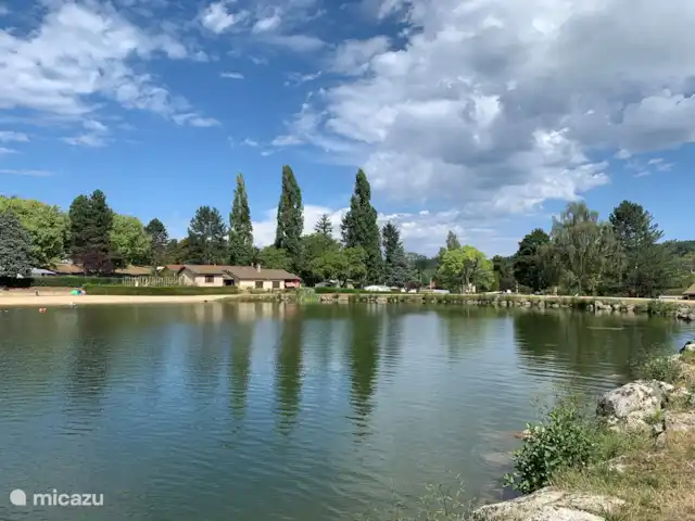 Les Chambres de la Closerie | France, Loire, Saint-Didier-sur-Rochefort - villa Agréable baignade à Noirétable (10 km) : le Plan d'Eau