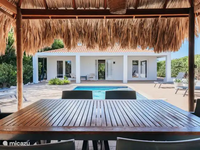 Villa Coral Beach en Curazao, Bandabou (oeste), Coral Estate, Rif St.Marie - villa Vista desde la Palapa