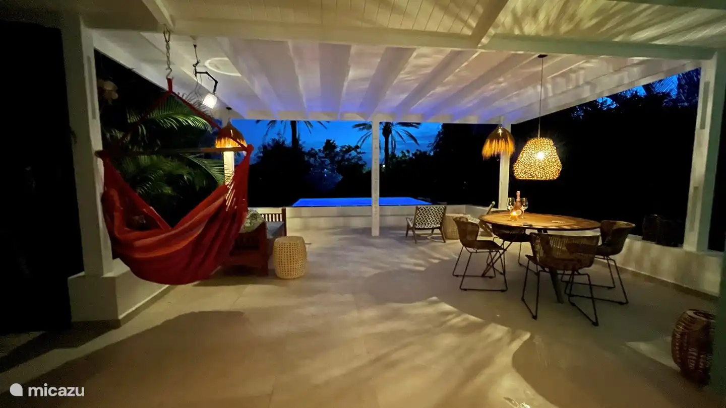 Profitez des soirées tropicales sensuelles.