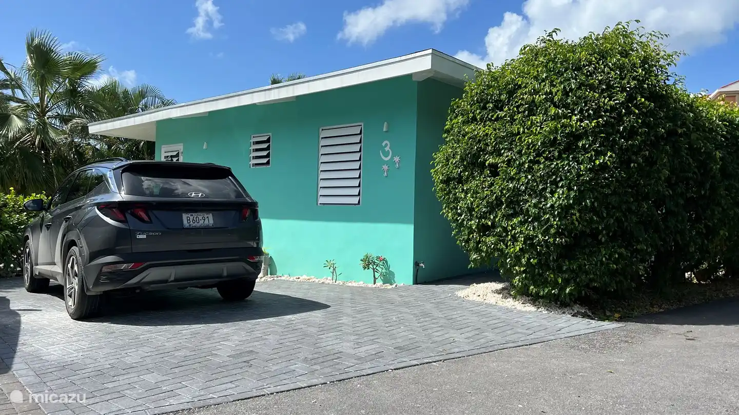 Vous pouvez garer votre voiture sur votre propre place de parking privée à la maison.