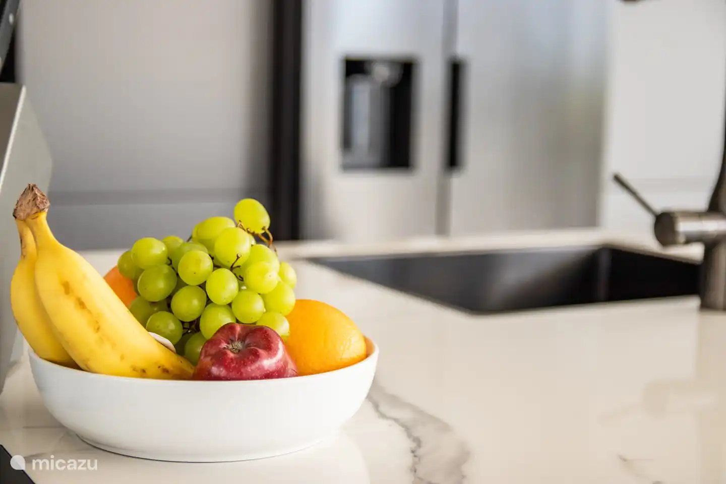 Wunderschöne Arbeitsplatte aus Stein, die leicht zu pflegen ist